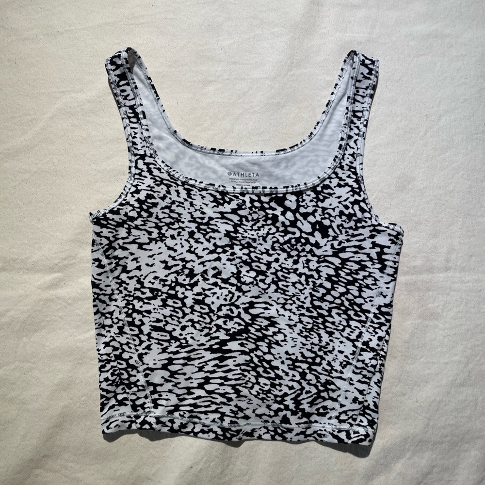 Athleta Workout Tank | Shanti square neck cropped | Black and white print | XS